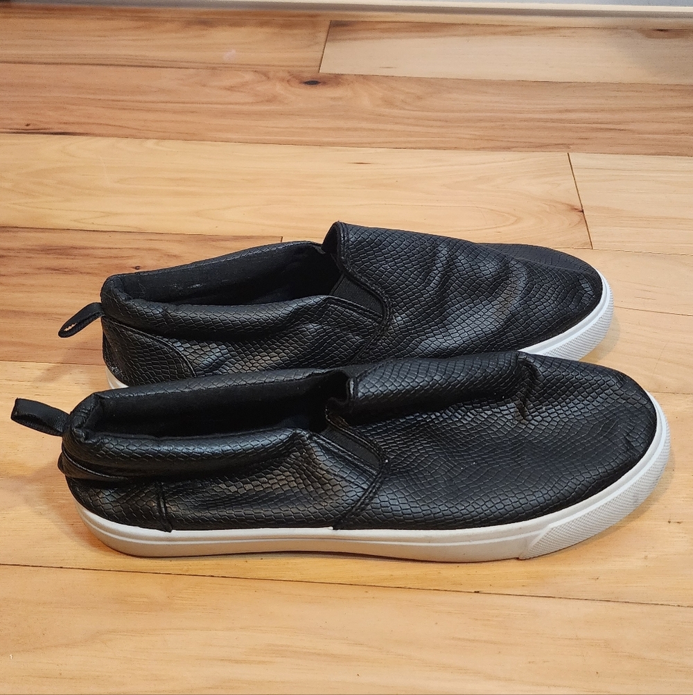 Ardene Black And White Slip-On Sneakers US 9